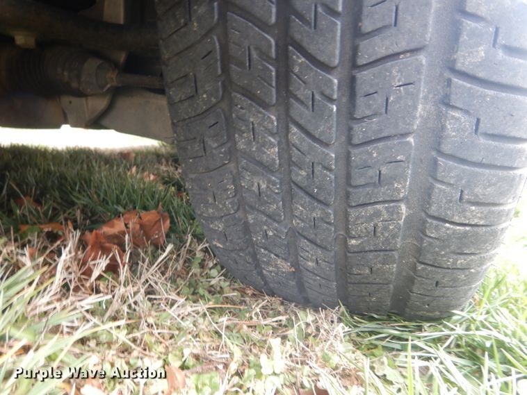 image for item HV9561 2004 Ford Crown Victoria Police Interceptor