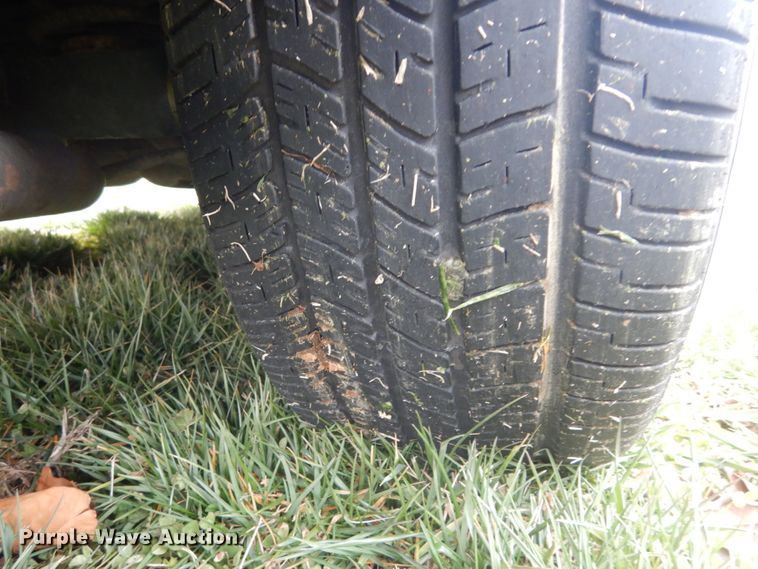 image for item HV9561 2004 Ford Crown Victoria Police Interceptor