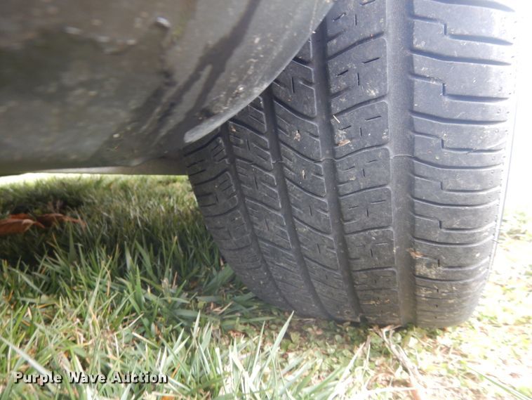 image for item HV9561 2004 Ford Crown Victoria Police Interceptor