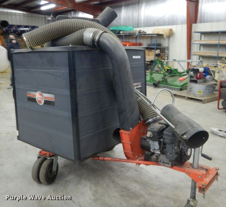 image for item HV9565 DR leaf and lawn vacuum