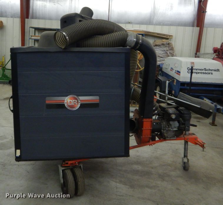 image for item HV9565 DR leaf and lawn vacuum