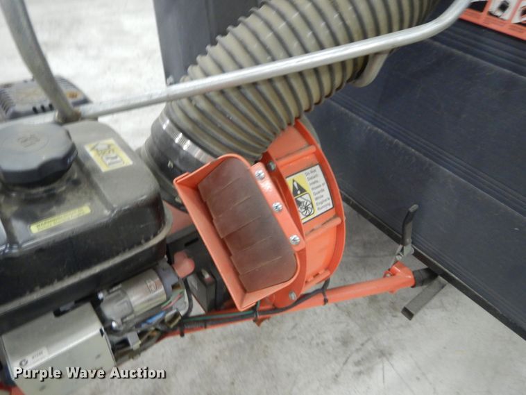 image for item HV9565 DR leaf and lawn vacuum