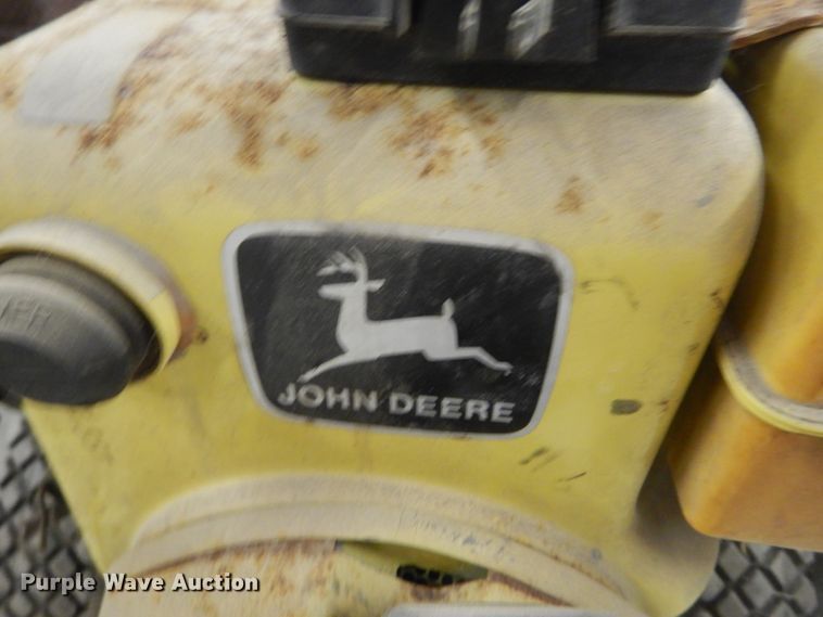 image for item HV9566 (2) John Deere 826 snow blowers