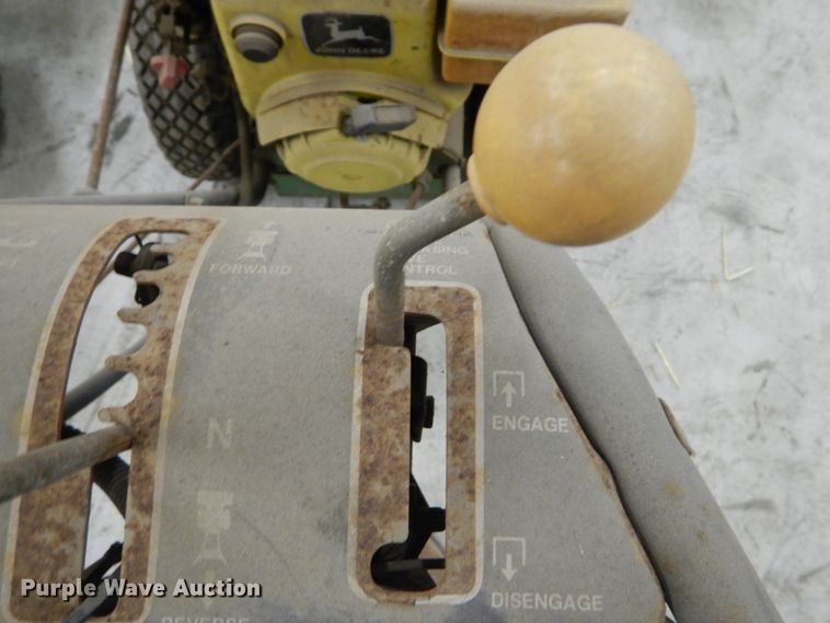 image for item HV9566 (2) John Deere 826 snow blowers