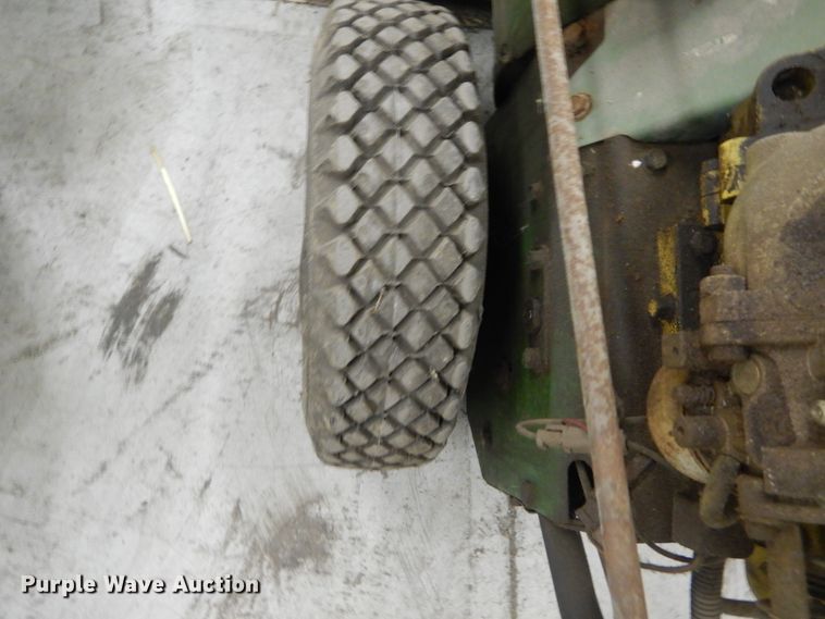 image for item HV9566 (2) John Deere 826 snow blowers