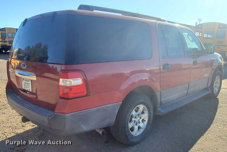 image for item HW9501 2007 Ford Expedition XLT  SUV