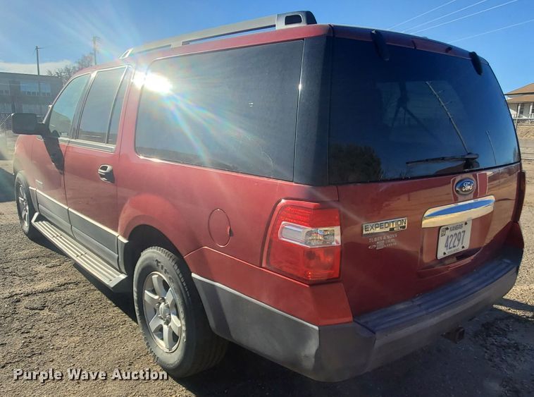 image for item HW9501 2007 Ford Expedition XLT  SUV