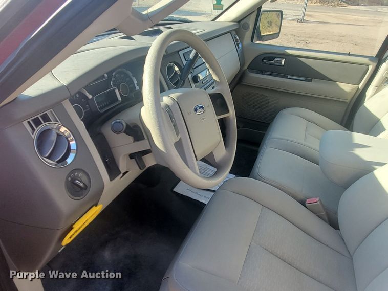 image for item HW9501 2007 Ford Expedition XLT  SUV