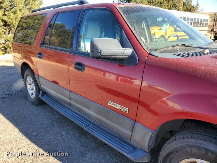 image for item HW9501 2007 Ford Expedition XLT  SUV