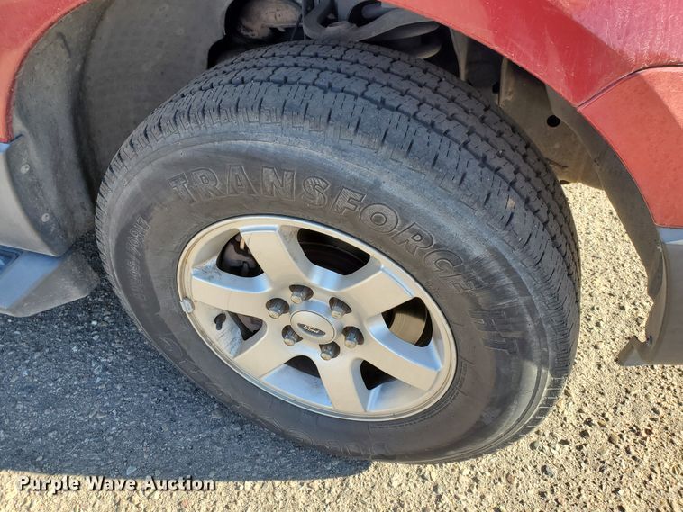 image for item HW9501 2007 Ford Expedition XLT  SUV