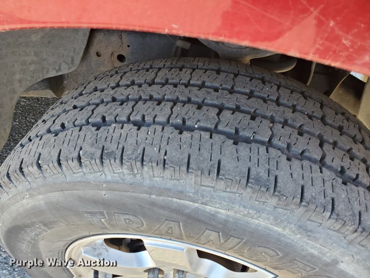 image for item HW9501 2007 Ford Expedition XLT  SUV