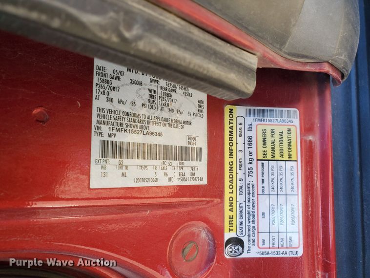 image for item HW9501 2007 Ford Expedition XLT  SUV