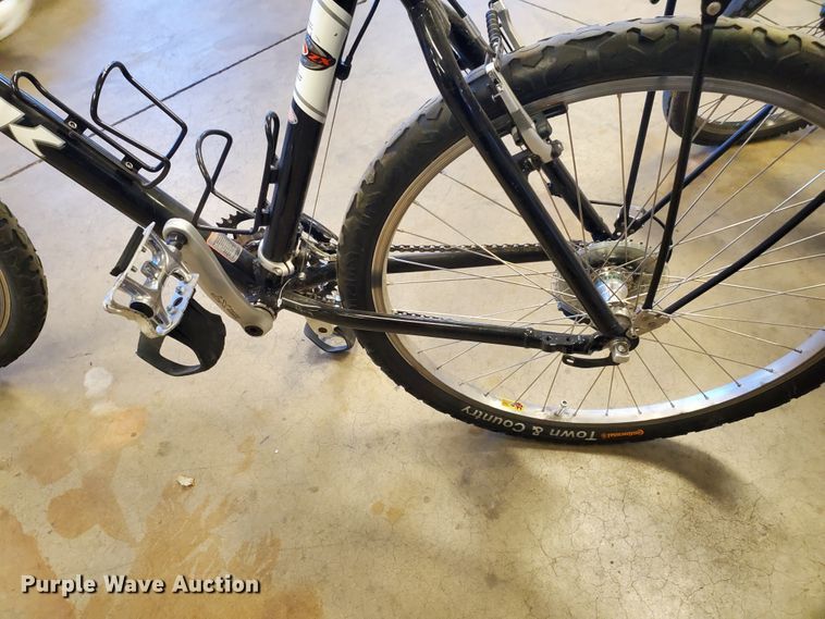 image for item HW9509 Trek Jett police bicycle