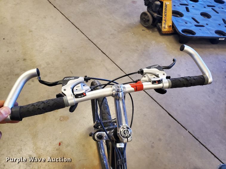 image for item HW9509 Trek Jett police bicycle