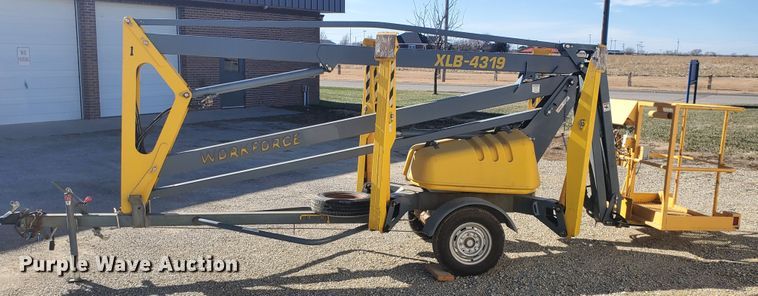 image for item HW9521 2003 Bil-Jax XLB4319  Workforce boom lift