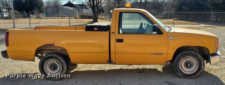 image for item HW9522 1991 Chevrolet Cheyenne 2500  pickup truck