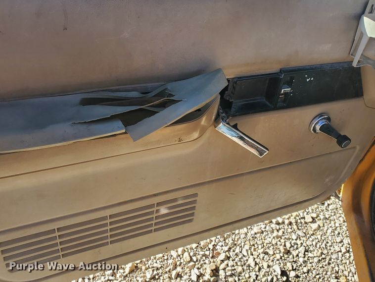 image for item HW9522 1991 Chevrolet Cheyenne 2500  pickup truck