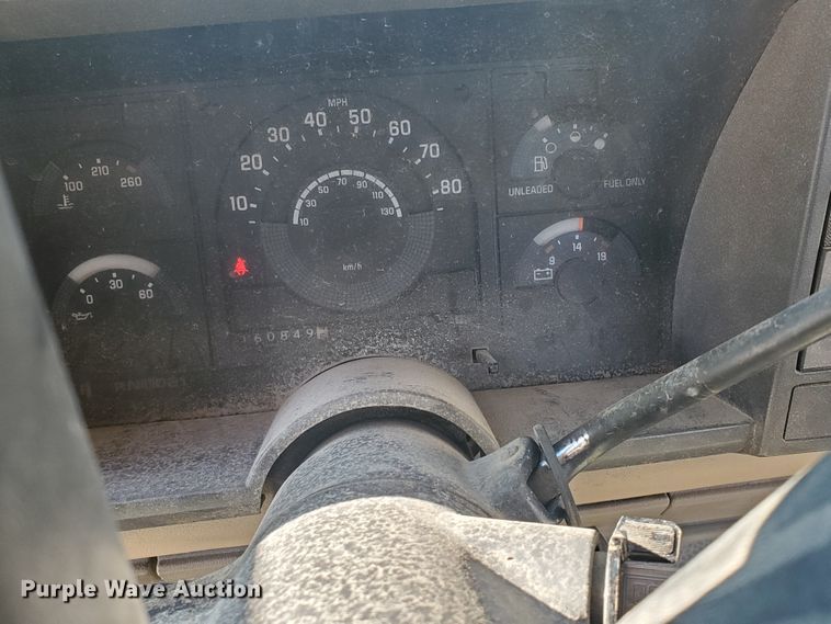 image for item HW9522 1991 Chevrolet Cheyenne 2500  pickup truck