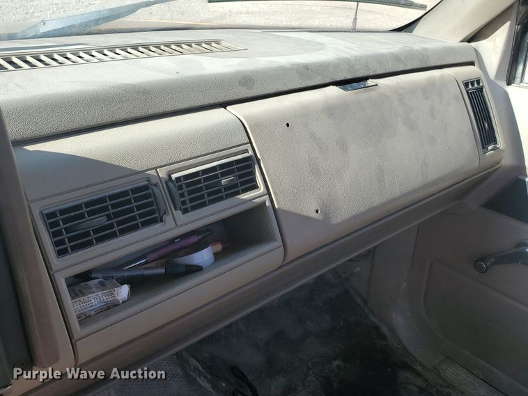 image for item HW9522 1991 Chevrolet Cheyenne 2500  pickup truck