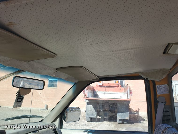 image for item HW9522 1991 Chevrolet Cheyenne 2500  pickup truck