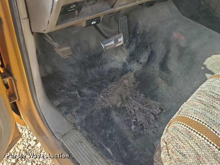 image for item HW9522 1991 Chevrolet Cheyenne 2500  pickup truck