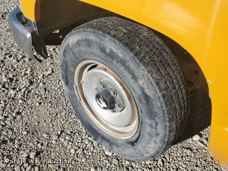 image for item HW9522 1991 Chevrolet Cheyenne 2500  pickup truck