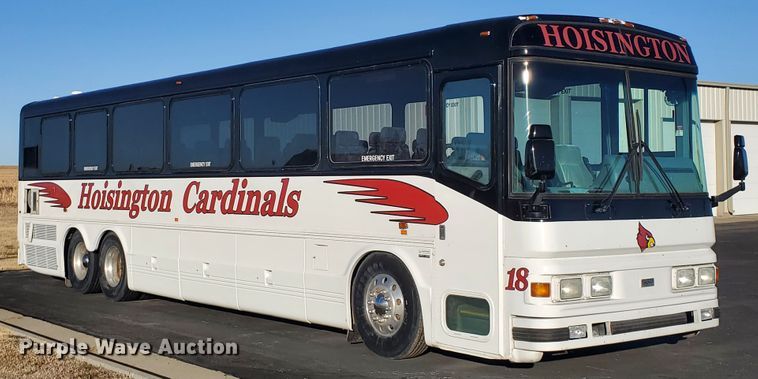 image for item HW9526 2000 Blue Bird LTC40  coach bus