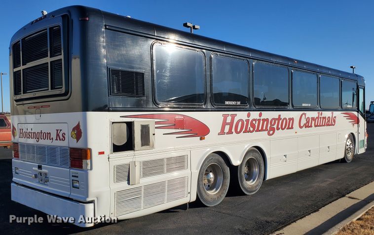 image for item HW9526 2000 Blue Bird LTC40  coach bus