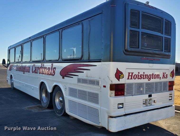 image for item HW9526 2000 Blue Bird LTC40  coach bus