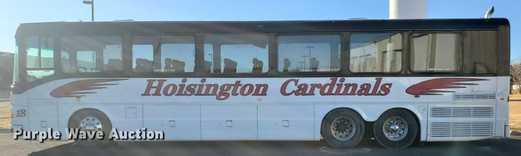 image for item HW9526 2000 Blue Bird LTC40  coach bus