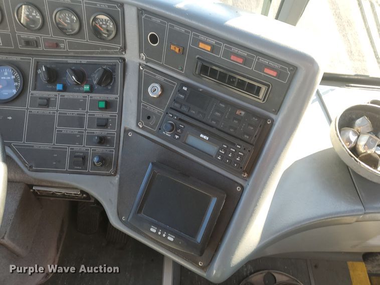 image for item HW9526 2000 Blue Bird LTC40  coach bus