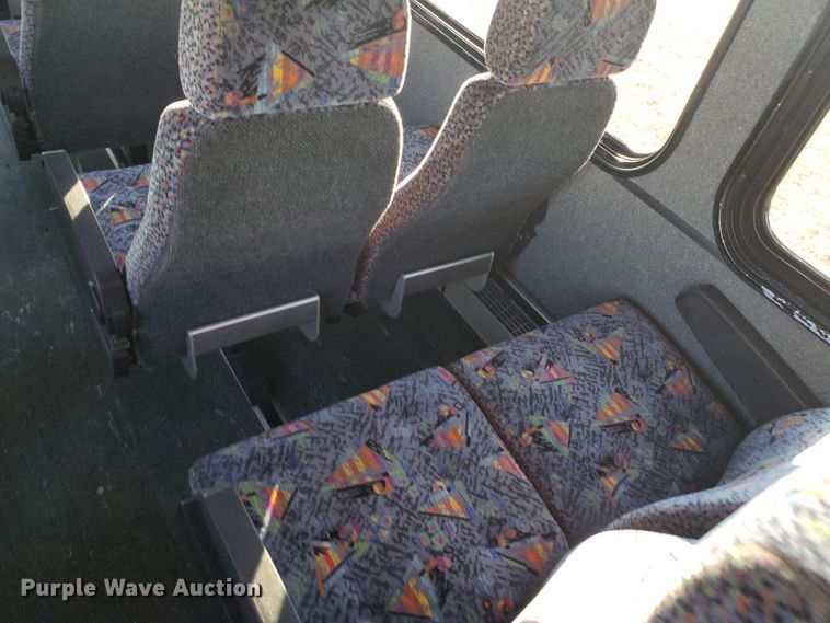 image for item HW9526 2000 Blue Bird LTC40  coach bus