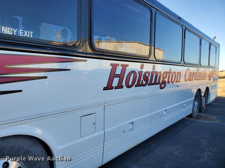 image for item HW9526 2000 Blue Bird LTC40  coach bus