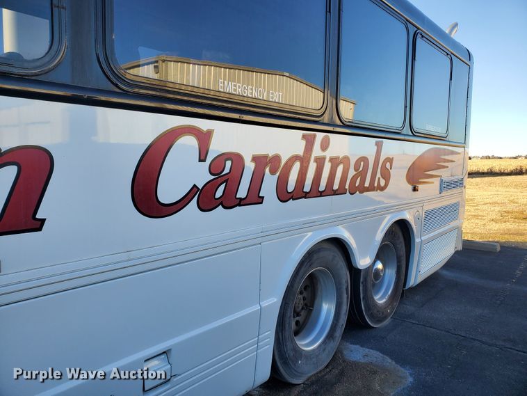 image for item HW9526 2000 Blue Bird LTC40  coach bus