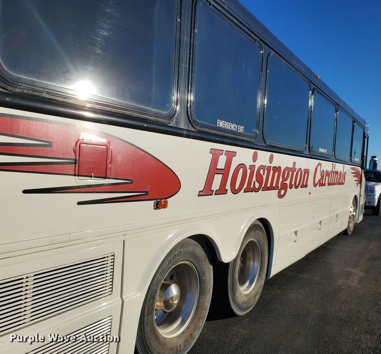 image for item HW9526 2000 Blue Bird LTC40  coach bus