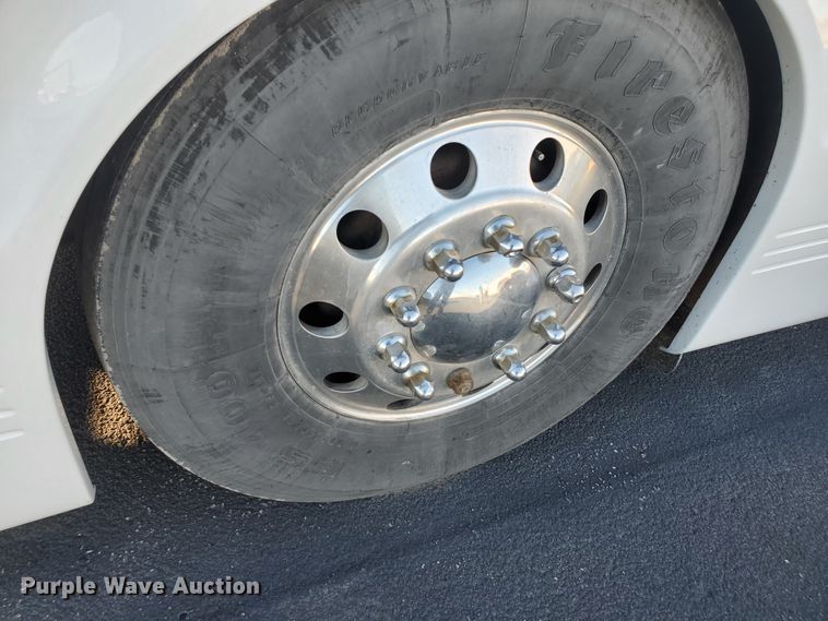 image for item HW9526 2000 Blue Bird LTC40  coach bus