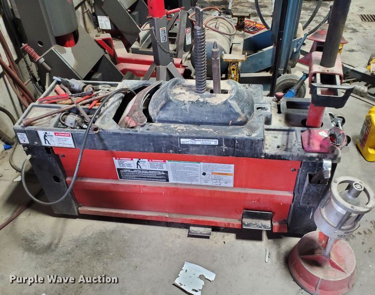 image for item HW9556 Coats 4050A  tire machine