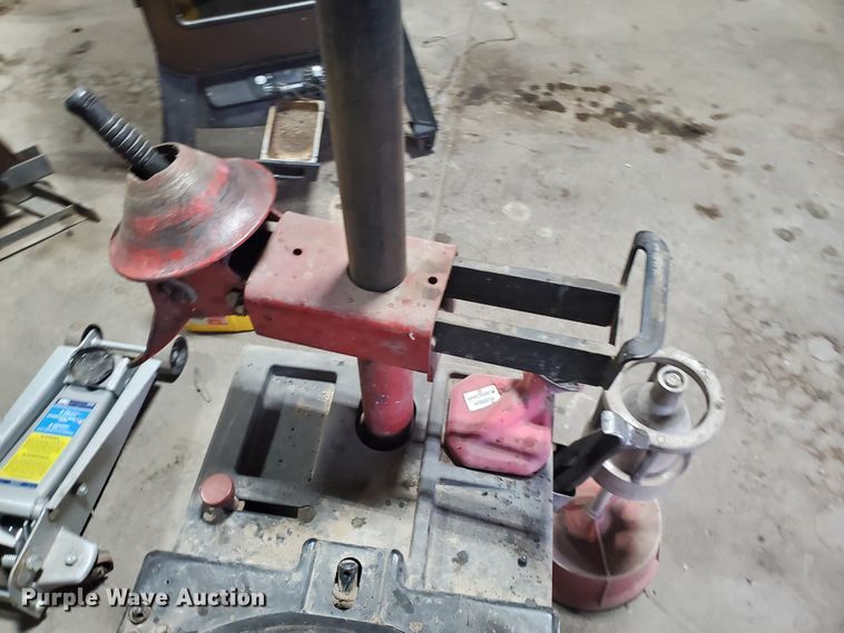 image for item HW9556 Coats 4050A  tire machine