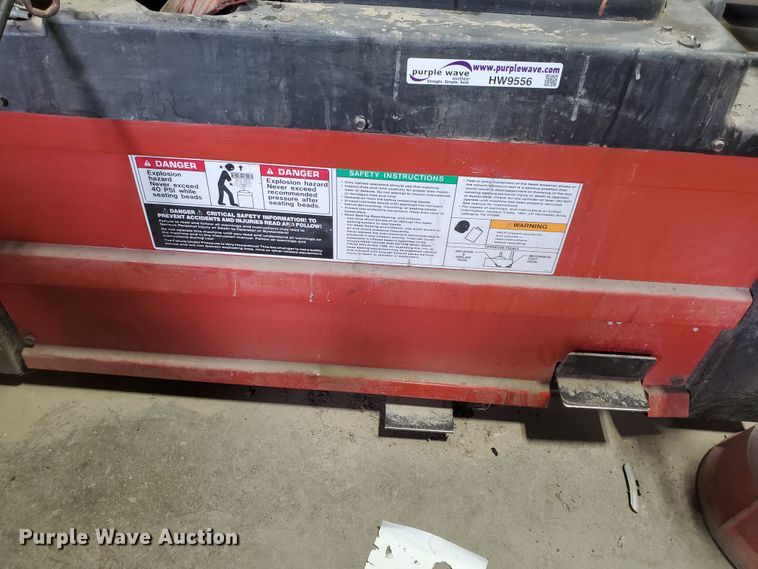 image for item HW9556 Coats 4050A  tire machine