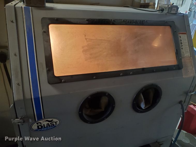 image for item HW9557 Skat Blast sand blasting cabinet