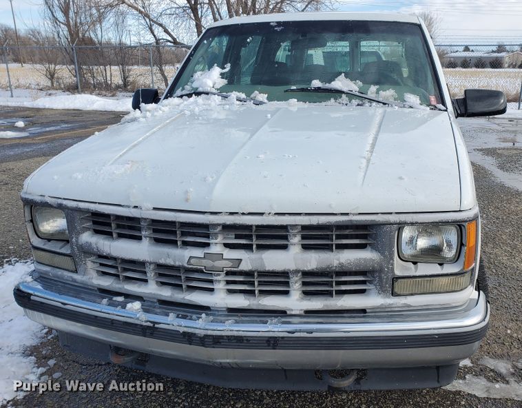 image for item HW9558 1997 Chevrolet Suburban  SUV