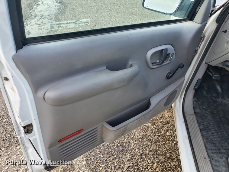 image for item HW9558 1997 Chevrolet Suburban  SUV