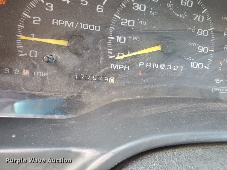 image for item HW9558 1997 Chevrolet Suburban  SUV