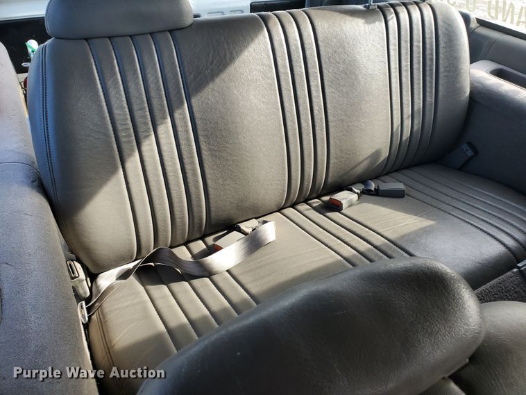 image for item HW9558 1997 Chevrolet Suburban  SUV