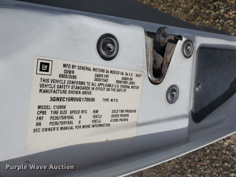 image for item HW9558 1997 Chevrolet Suburban  SUV