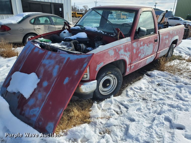 image for item HW9560 1988 Chevrolet C1500  pickup truck