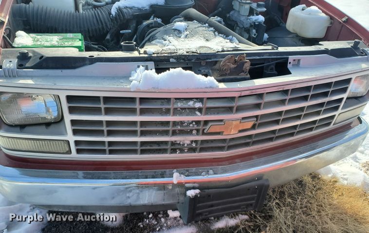 image for item HW9560 1988 Chevrolet C1500  pickup truck