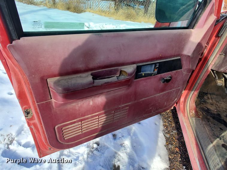 image for item HW9560 1988 Chevrolet C1500  pickup truck