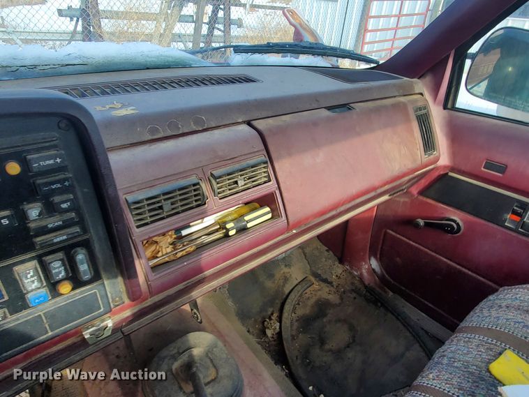 image for item HW9560 1988 Chevrolet C1500  pickup truck