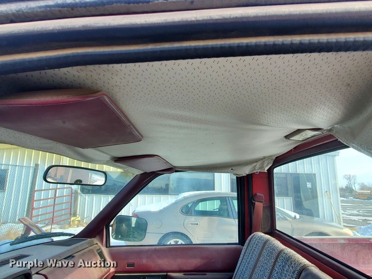 image for item HW9560 1988 Chevrolet C1500  pickup truck